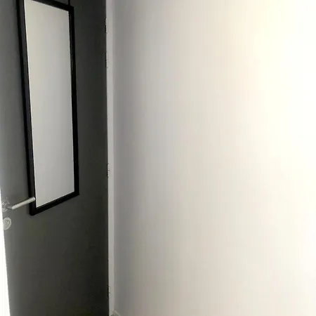 Apartament Sejour Avec Piscine - Petit-dejeuner A La Demande - 20 Minutes De L'espagne - Le Palace Climatise Perpignan